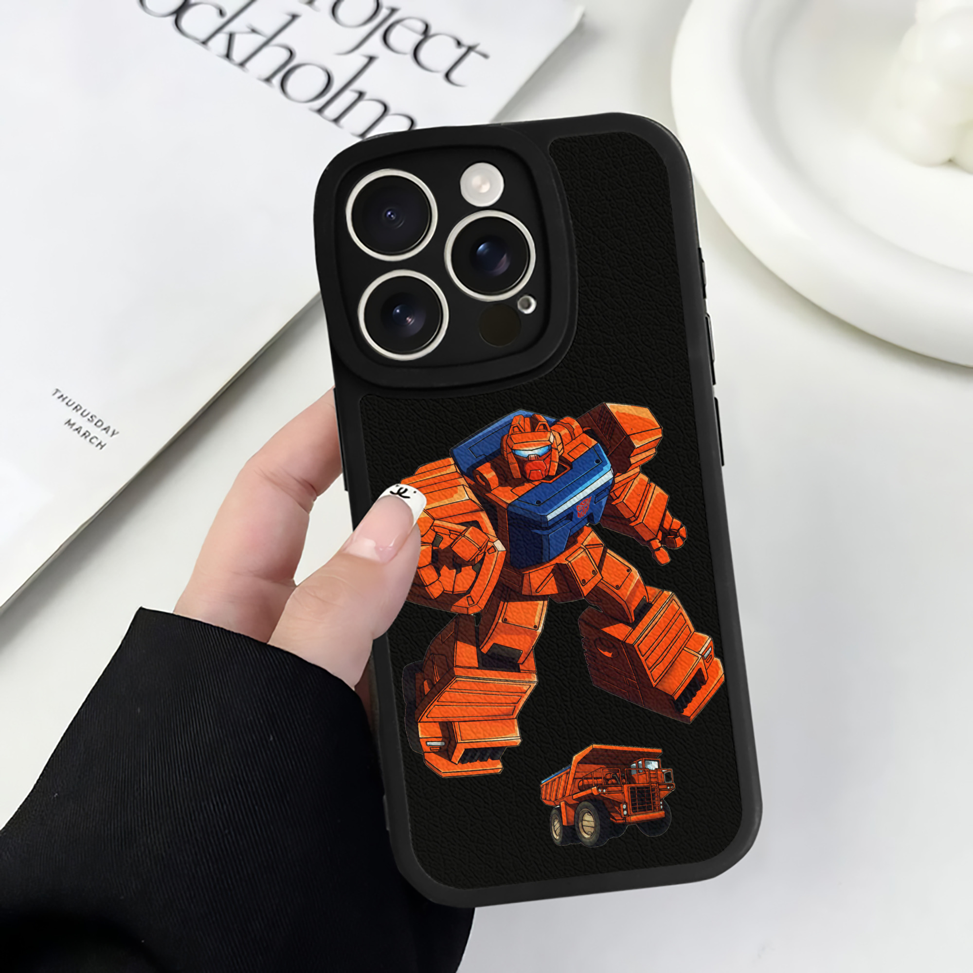 （画像用）  【iPhone 16シリーズ対応】シリコンスマホケース（レザー調） 材質：シリコン
